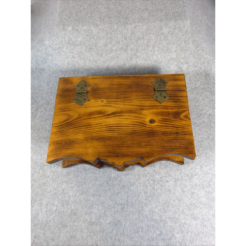 Vintage Rustic Burnt Wood Keepsake Box Handcrafted Treasure Trinket Jewelry - Picture 5 of 13